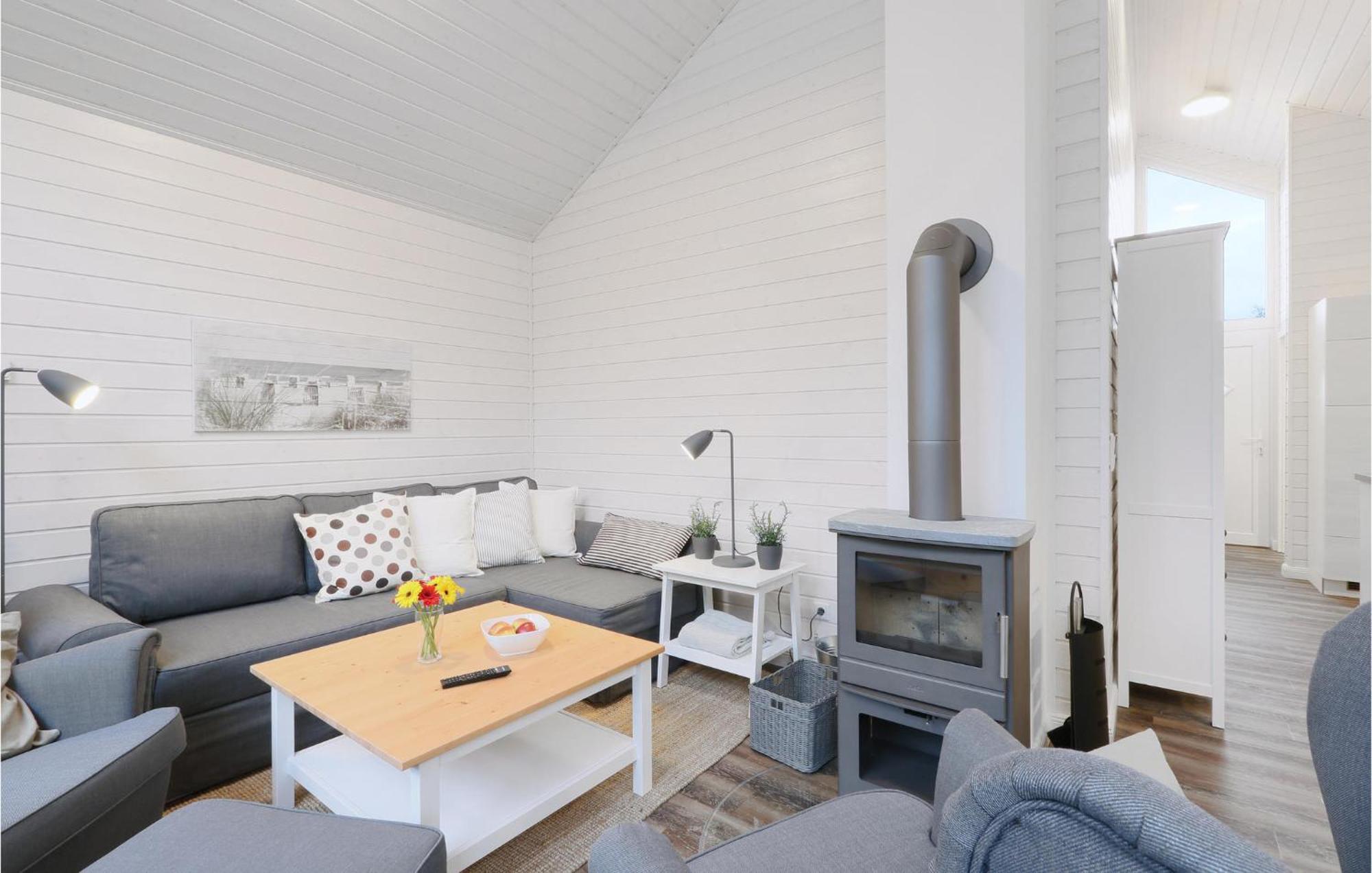 3 Bedroom Stunning Home In Krems Ii-Warderbrueck Gols Eksteriør bilde